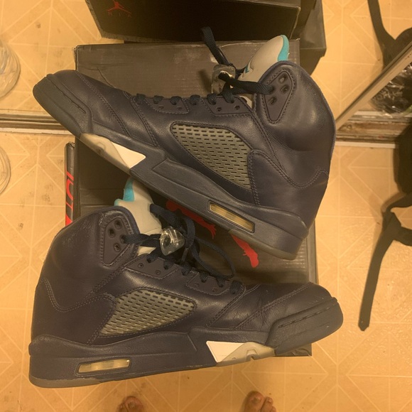 Jordan’s All of them $100 each(bundle 4 cheaper) - Picture 14 of 16